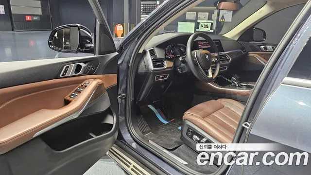 BMW X5 2019 thumb 4