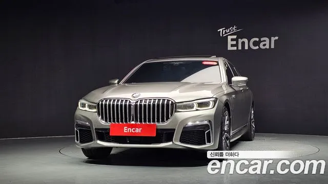 BMW 7 серии 2020 thumb 11