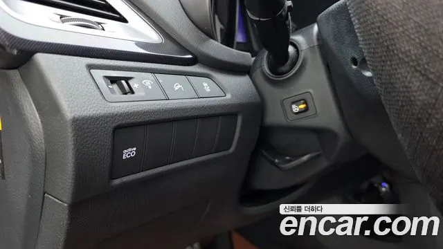 Hyundai Санта Фе 2015 thumb 11