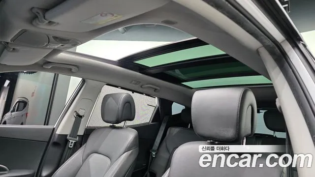 Hyundai Санта Фе 2015 thumb 5