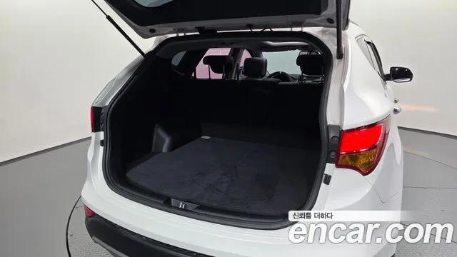 Hyundai Санта Фе 2015 thumb 12