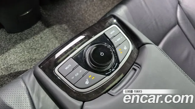Hyundai Grandeur 2014 thumb 9