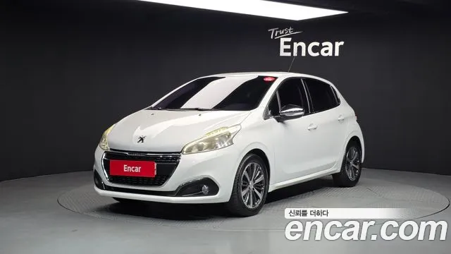 Peugeot 208 2016 thumb 5