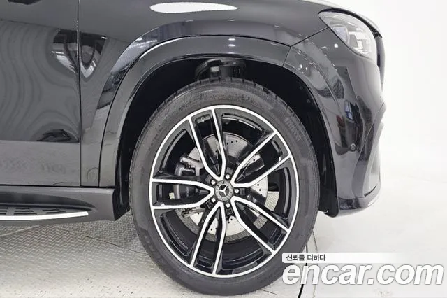 Mercedes-Benz GLS 2025 thumb 10