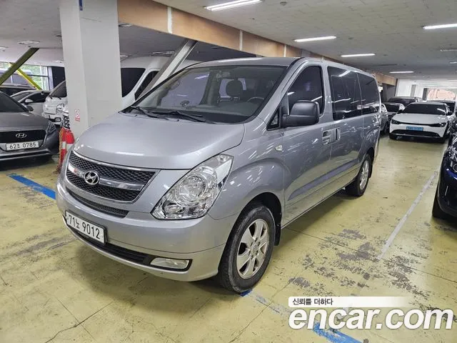 Hyundai Staria 2015 thumb 2