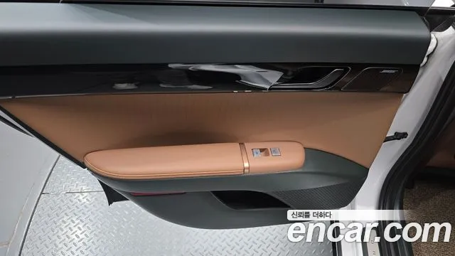 Hyundai Grandeur 2023 thumb 9