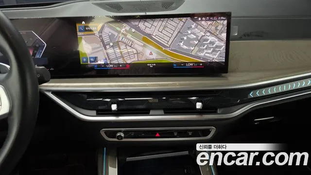 BMW X7 2023 thumb 12