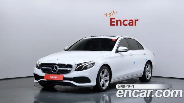 Mercedes-Benz E-Class 2017 thumb 3