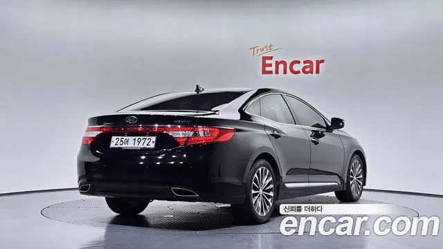 Hyundai Grandeur 2014 thumb 6