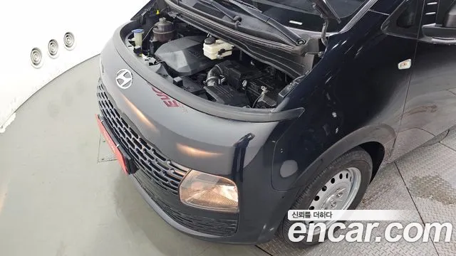 Hyundai Staria 2022 thumb 11