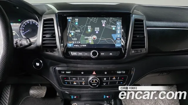 KGM Rexton 2021 thumb 6