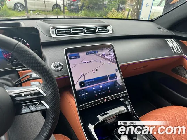 Mercedes-Benz S-Class 2025 thumb 6