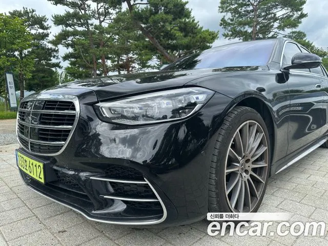 Mercedes-Benz S-Class 2025 thumb 10