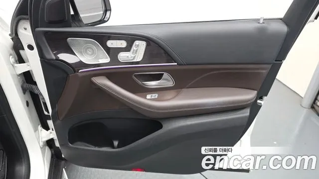Mercedes-Benz E-Класс 2023 thumb 9