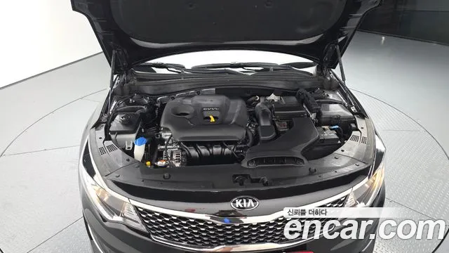 Kia K5 2018 thumb 4