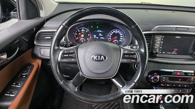 Kia Sorento 2017 thumb 12