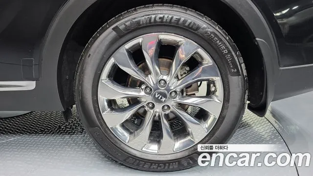 Kia Sorento 2017 thumb 8