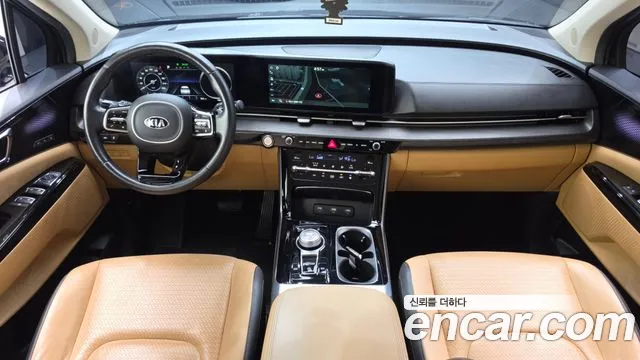 Kia Carnival 2021 thumb 11