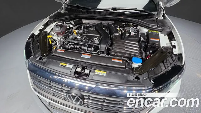Volkswagen Jetta 2023 thumb 11