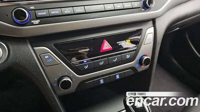 Hyundai Avante 2018 thumb 2