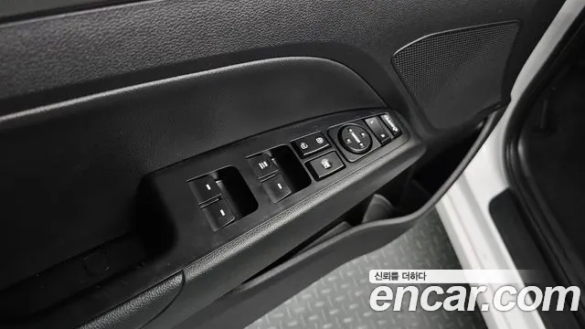 Hyundai Avante 2018 thumb 10