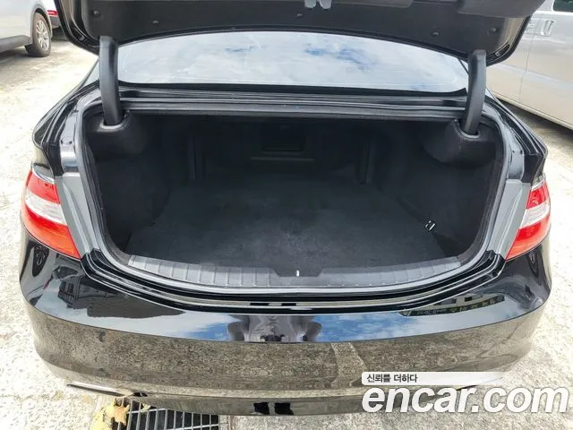 Hyundai Grandeur 2015 thumb 6