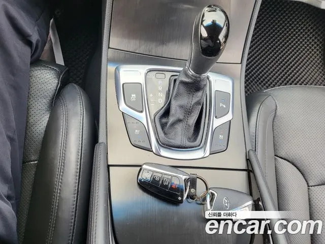 Hyundai Grandeur 2015 thumb 11