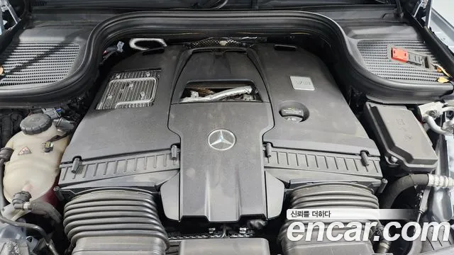 Mercedes-Benz GLS 2024 thumb 6