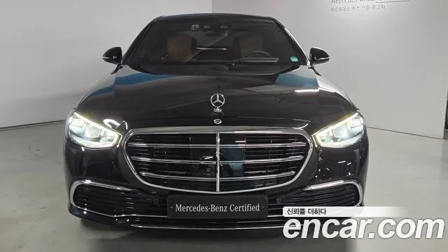 Mercedes-Benz S-Class 2025 thumb 3