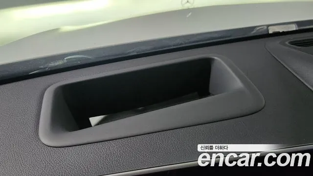 Mercedes-Benz S-Class 2024 thumb 6