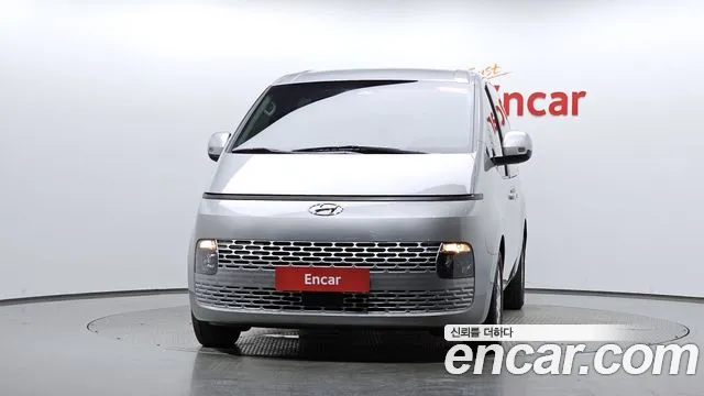Hyundai Staria 2022 thumb 11