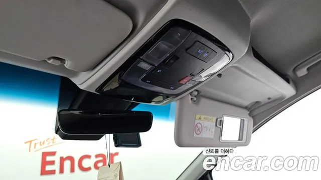 Hyundai Staria 2022 thumb 6