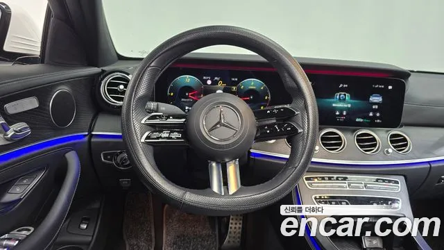 Mercedes-Benz E-Class 2020 thumb 8