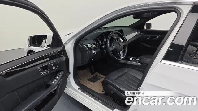 Mercedes-Benz E-Class 2014 thumb 5