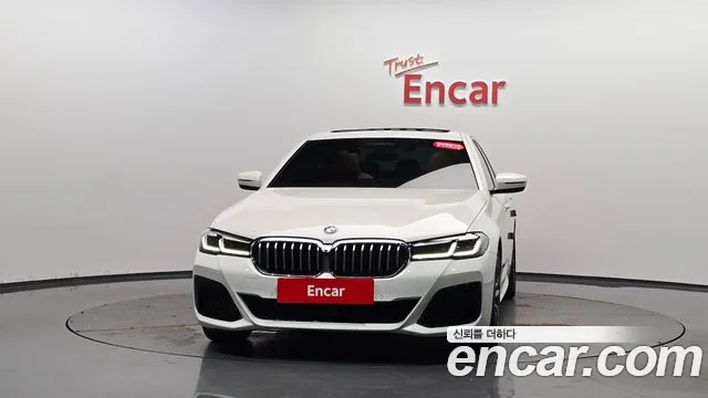 BMW 5 серии 2022 thumb 12