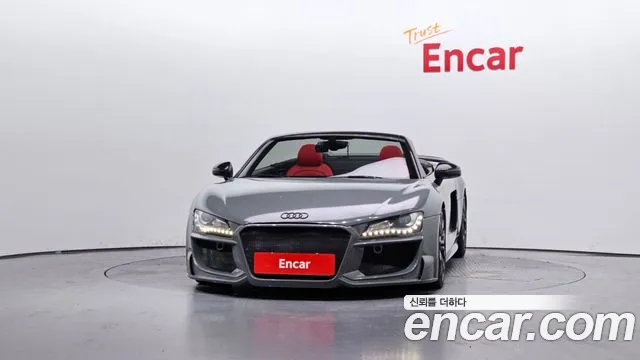 Audi R8 2012 thumb 3