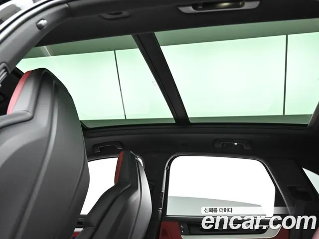 Porsche Cayenne 2025 thumb 10