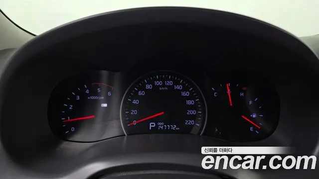 Kia Canival 2013 thumb 6