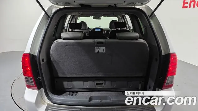 Kia Canival 2013 thumb 2