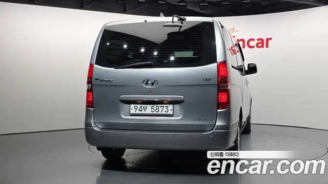 Hyundai Staria 2018 thumb 4