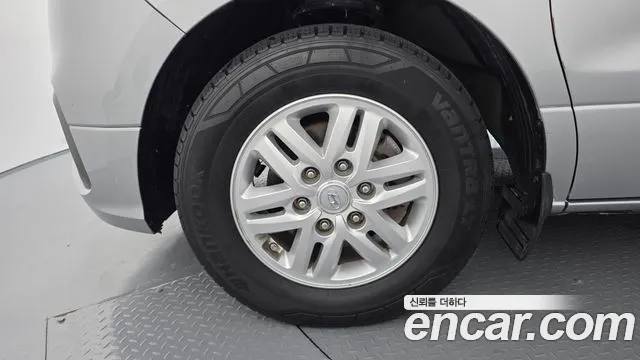 Hyundai Staria 2018 thumb 2
