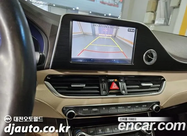 Hyundai Grandeur 2017 thumb 3