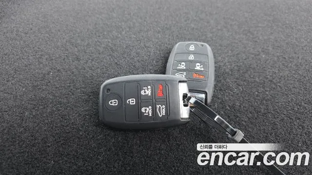 Kia Carnival 2018 thumb 12