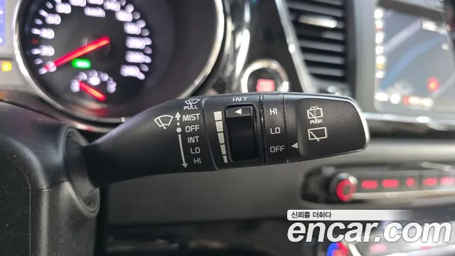 Kia Carnival 2018 thumb 9