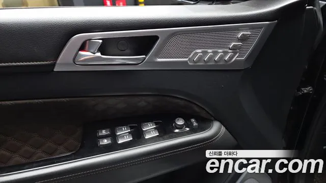 KGM Rexton 2021 thumb 6