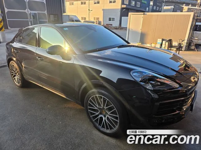 Porsche Cayenne 2022 thumb 7