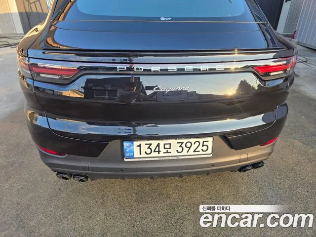 Porsche Cayenne 2022 thumb 8