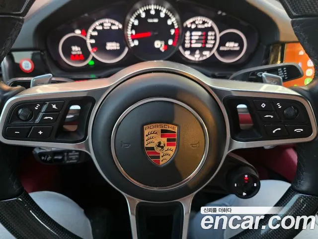 Porsche Cayenne 2022 thumb 2