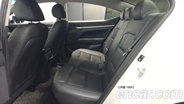 Hyundai Elantra 2019 thumb 12