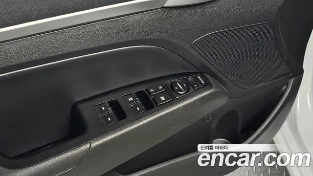 Hyundai Elantra 2019 thumb 9